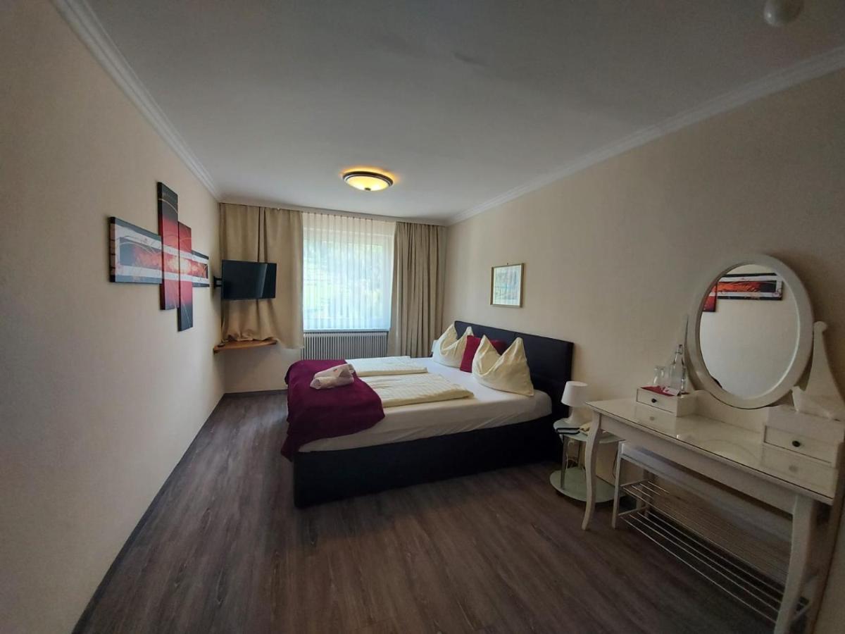 Hotel Kirchenwirt Бад Клайнкирххайм Екстериор снимка