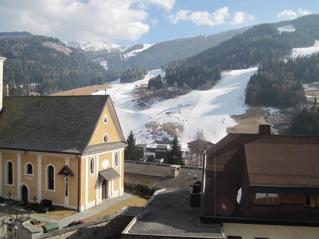 Hotel Kirchenwirt Бад Клайнкирххайм Екстериор снимка