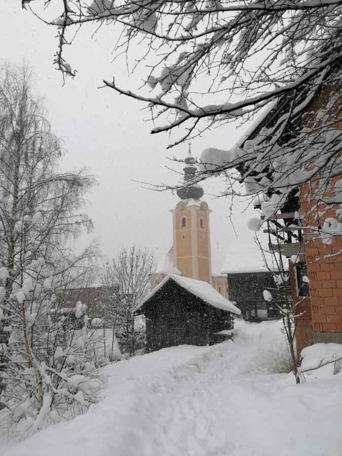 Hotel Kirchenwirt Бад Клайнкирххайм Екстериор снимка