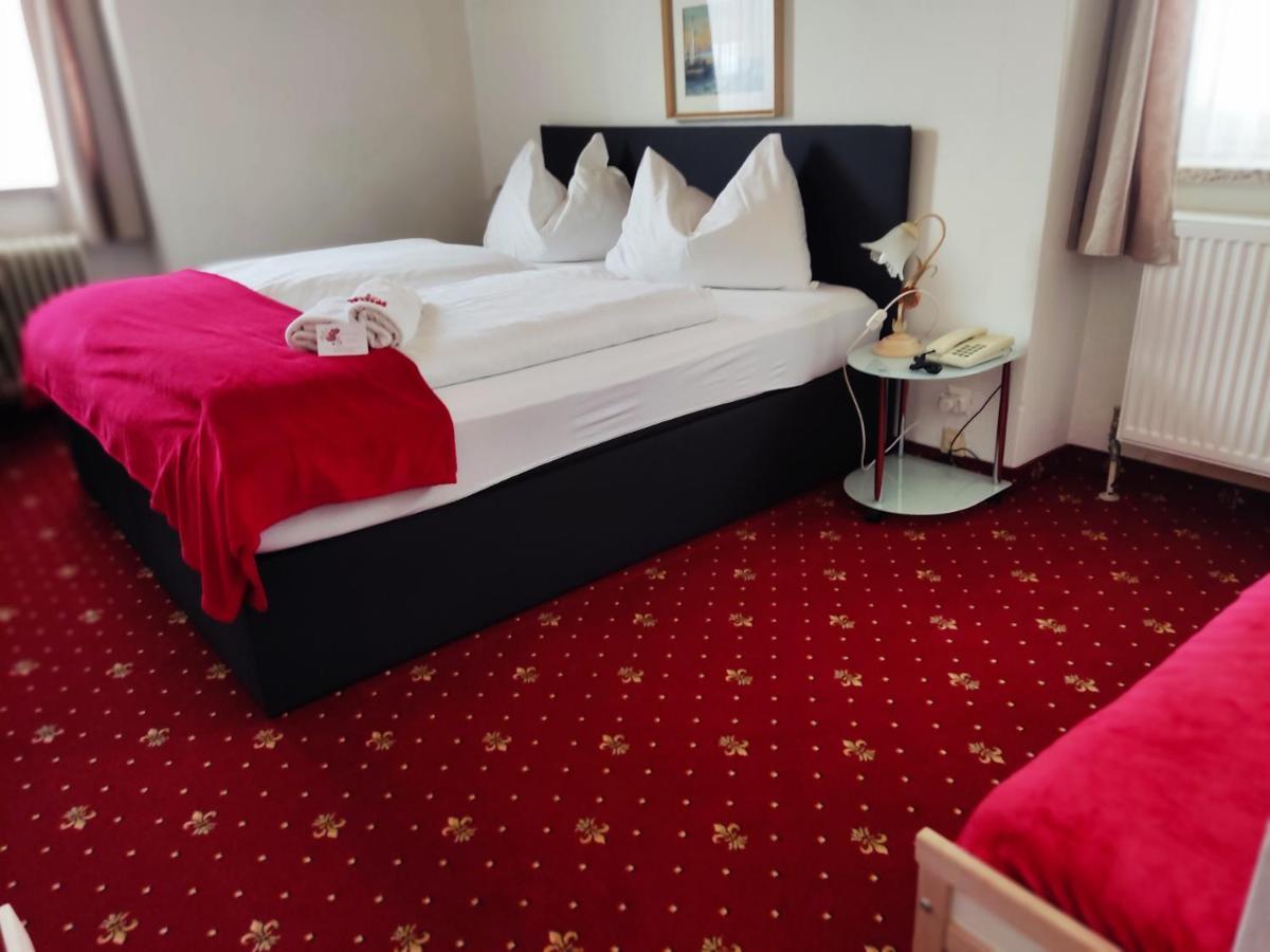 Hotel Kirchenwirt Бад Клайнкирххайм Екстериор снимка