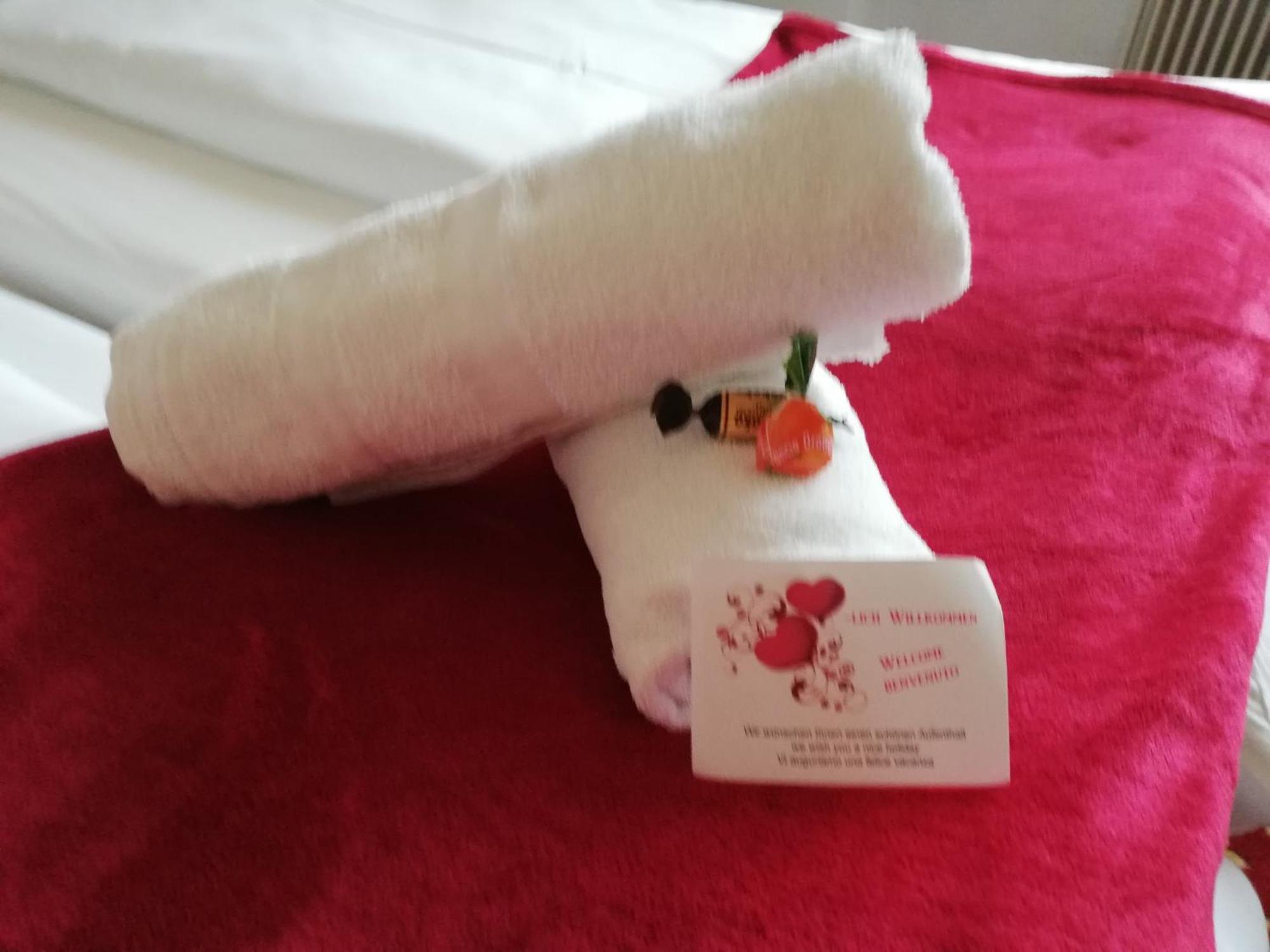 Hotel Kirchenwirt Бад Клайнкирххайм Екстериор снимка