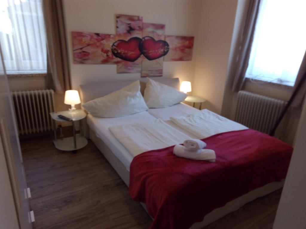 Hotel Kirchenwirt Бад Клайнкирххайм Екстериор снимка