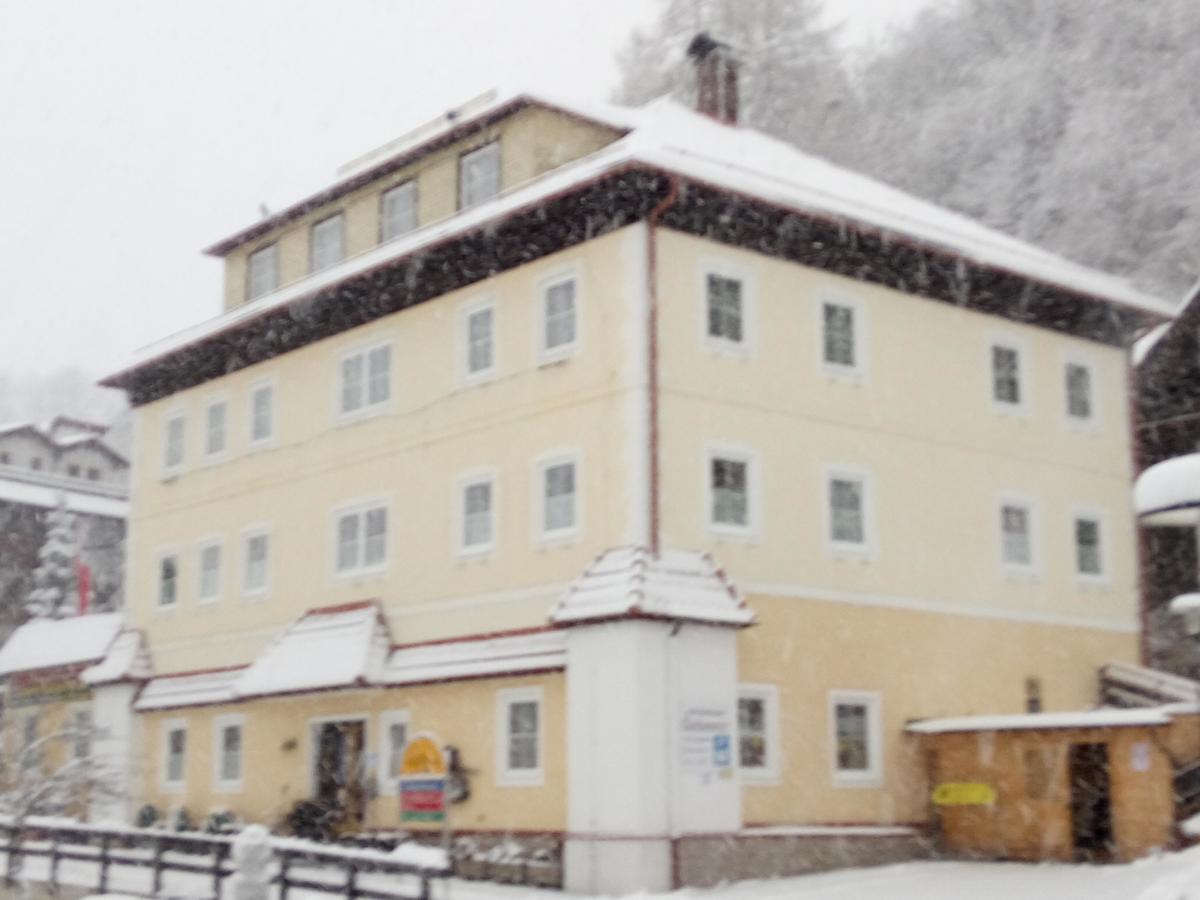 Hotel Kirchenwirt Бад Клайнкирххайм Екстериор снимка