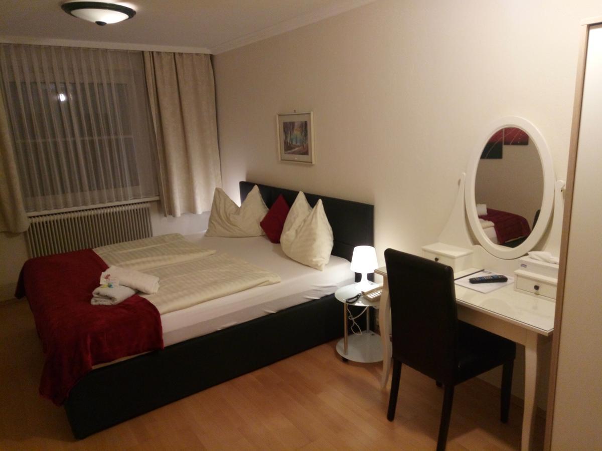 Hotel Kirchenwirt Бад Клайнкирххайм Екстериор снимка