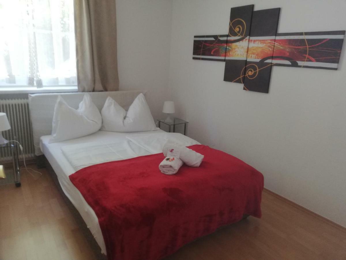 Hotel Kirchenwirt Бад Клайнкирххайм Екстериор снимка